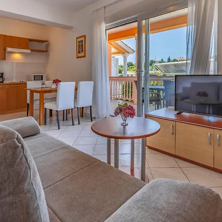 Rok 8 By Interhome *