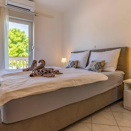 Rok 8 By Interhome Daire *