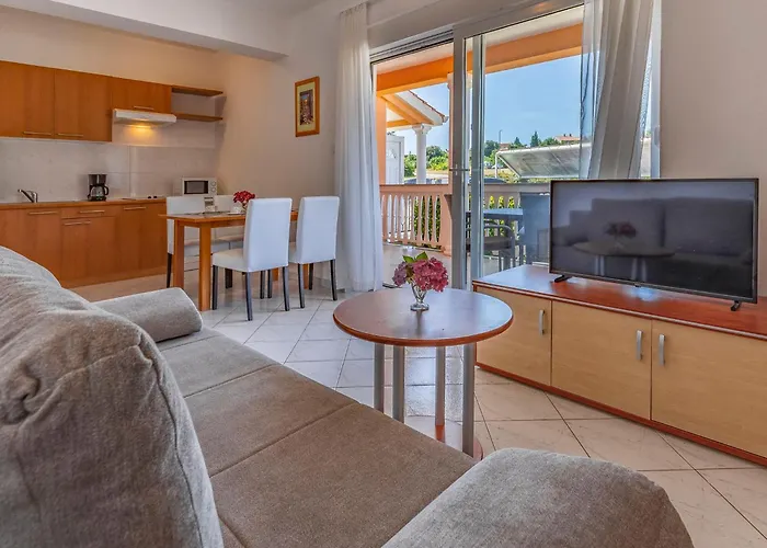 Rok 8 By Interhome *