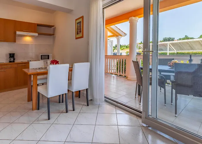 Rok 8 By Interhome 公寓 *