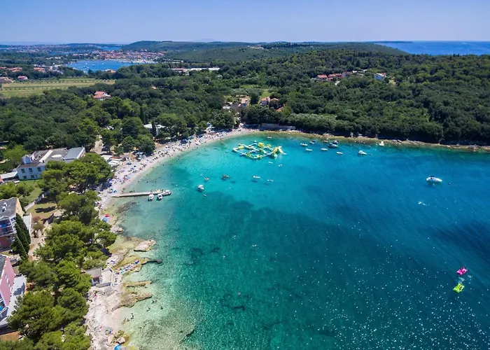 아파트 Rok 8 By Interhome 풀라