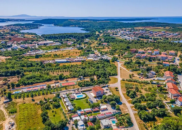 아파트 Rok 8 By Interhome